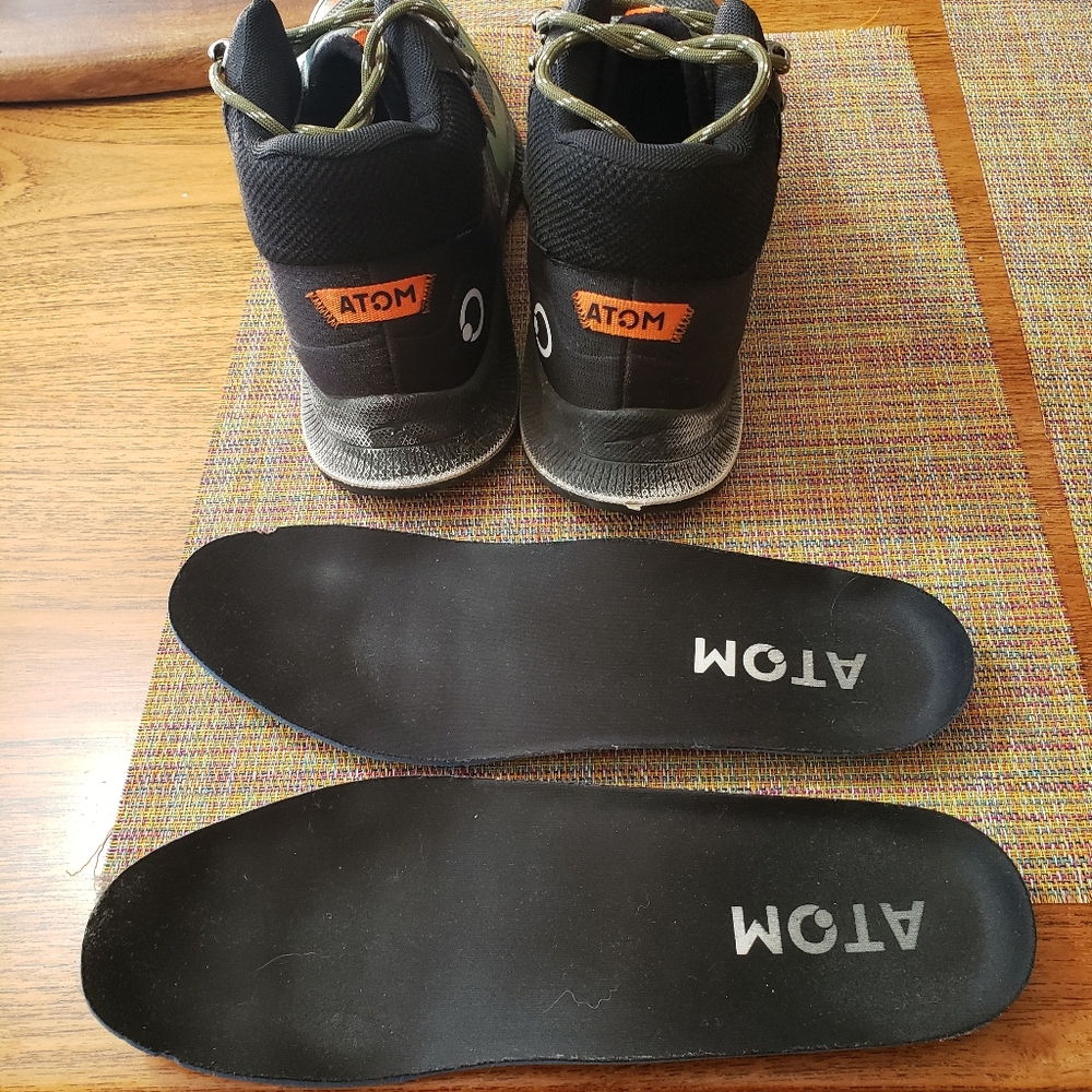 Running shoes - Picture 2 of 4